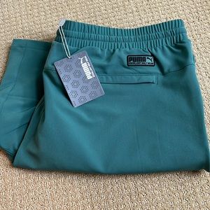 NWT Men’s Puma Golf shorts
